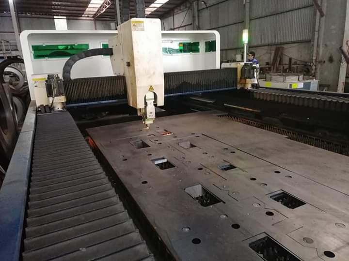 Máy cắt CNC Laser