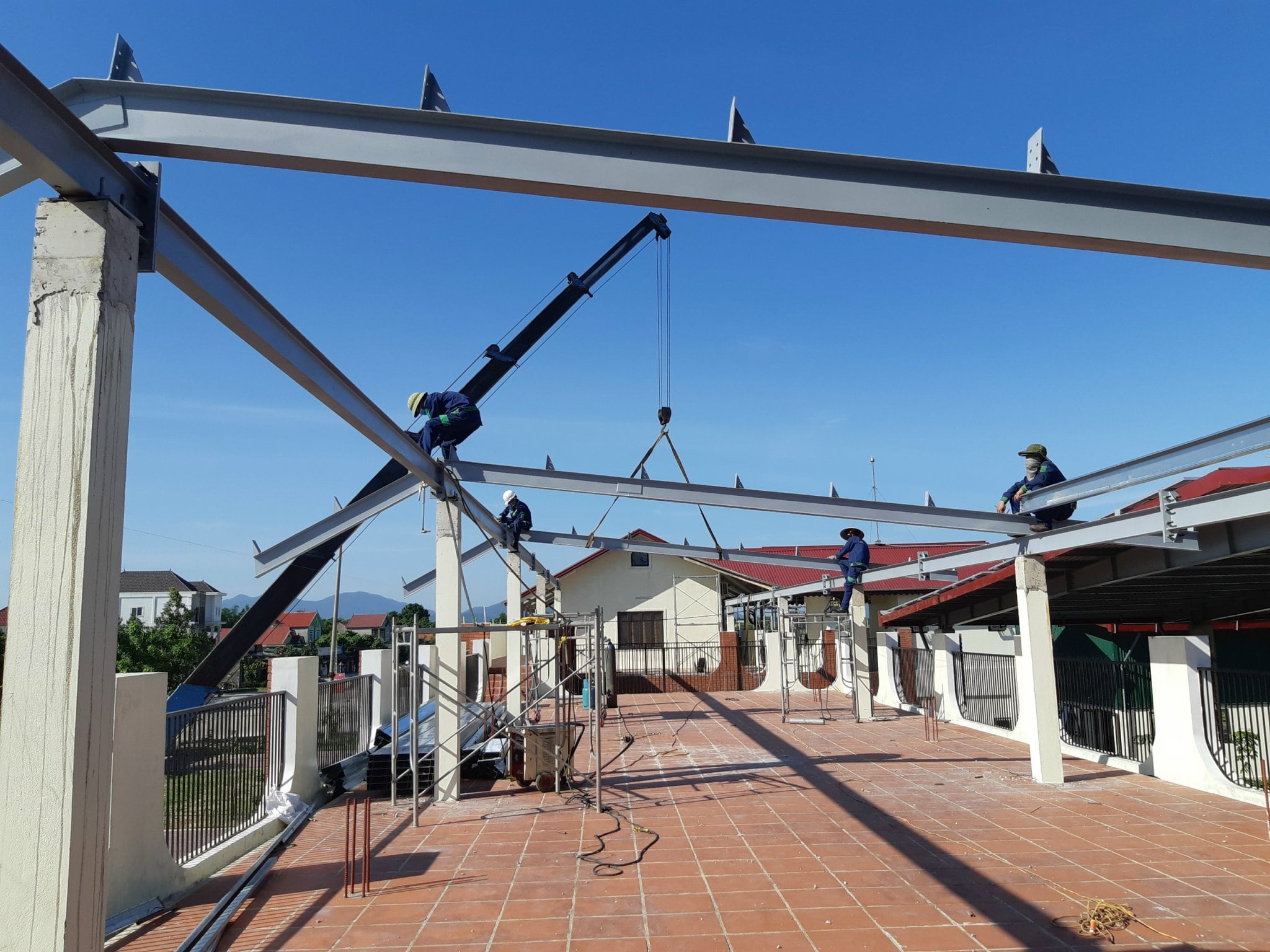 Tôn lợp, tấm sàn 3